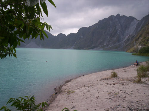 trek hiking trail at mount pinatubo from subic
